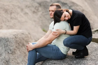 itchko ezratti wife