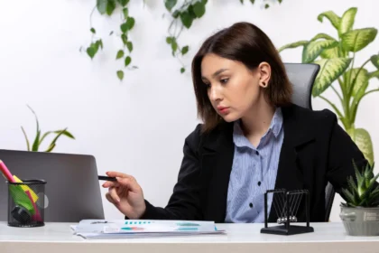 finance assistant